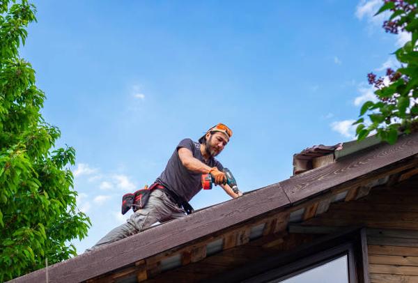 Exploring Roofing Material Options with Ada’s Contractors