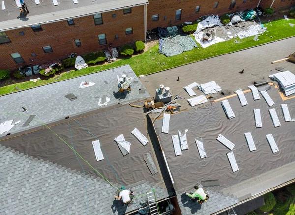 Factors That Affect the Cost of Roofing Replacement Contractors