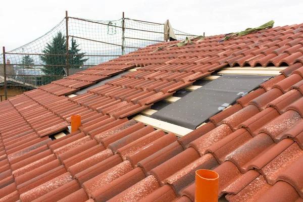 A Complete Roof Replacement Process for Roscoe Residents