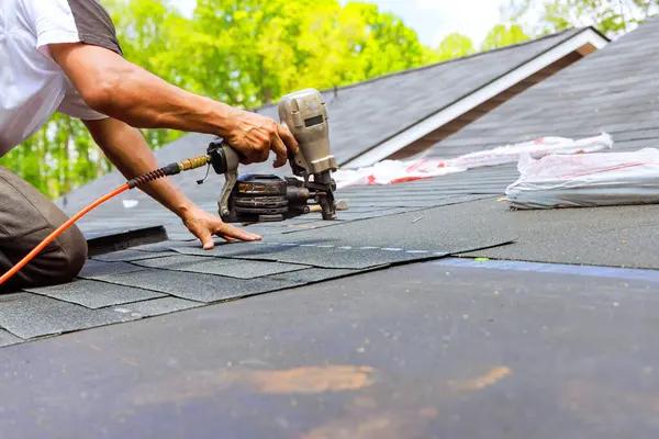 How to Find Reliable Roof Replacement Contractors in Sarasota