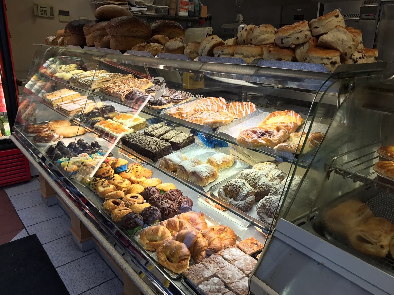 Top Reasons to Visit the Best Bakery in Kolkata Today