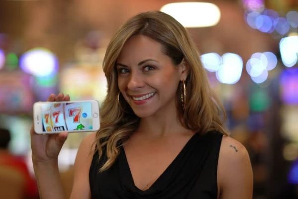 Key advantages of playing through mc777