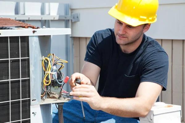 Top reasons to hire tucson hvac contractors for system maintenance