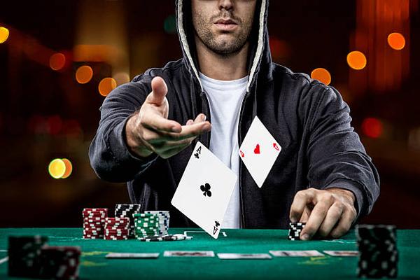Beginner friendly ways to chơi poker today