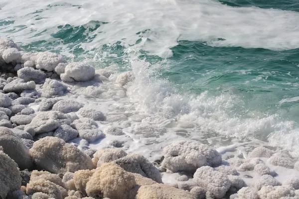 Maximizing Spa Comfort Through Natural Stone Heat Retention