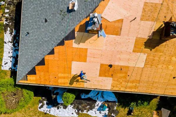 Roof Replacement Services That Combine Durability and Style