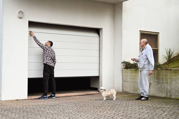 Professional Garage Door Repair Service Near Me